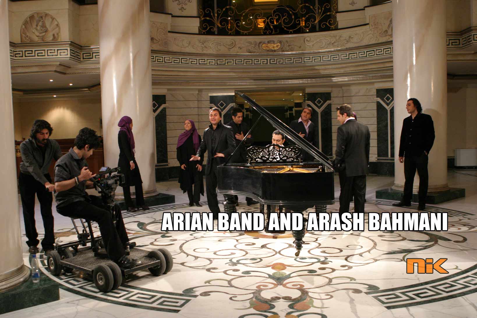 arash bahmani and arian band behind the scene of nagoo music video directed by arash bahmani nik -- گروه آریان و آرش بهمنی در پشت صحنه ساخت موزیک ویدیوی نگو با کارگردانی آرش بهمنی